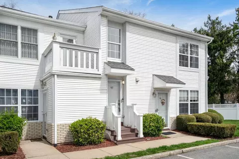 355 Old Tarrytown Rd #612, Greenburgh, NY 10603