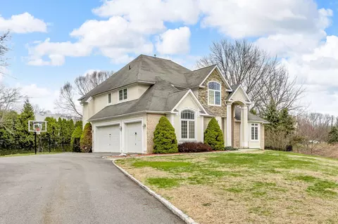 70 E Hook Rd, East Fishkill, NY 12533