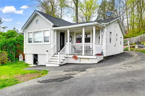 16 Wright Rd, Yorktown Heights, NY 10598