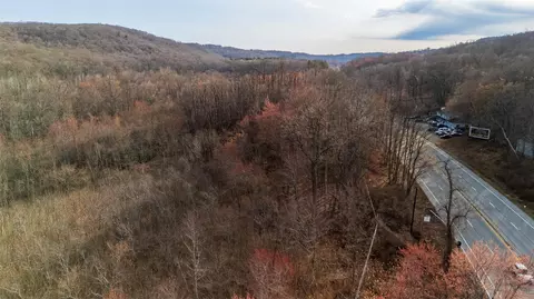 3918 Danbury Rd, Southeast, NY 10509