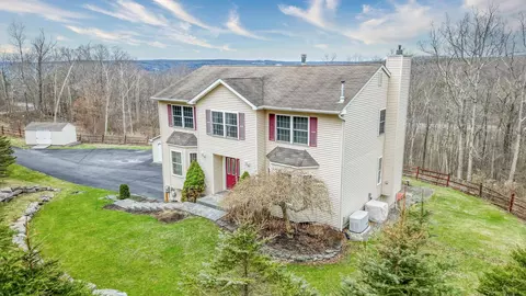 2216 Greenville Tpke, Greenville, NY 12771