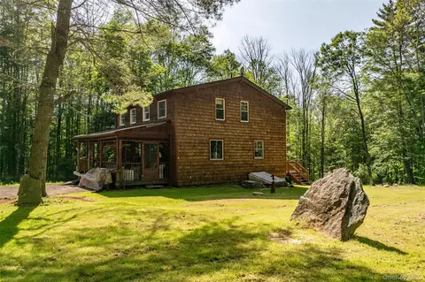 375 County Road 114, Cochecton, NY 12726