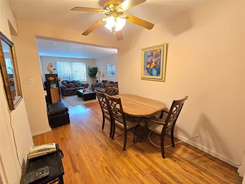 213-02 73 Ave #1G, Oakland Gardens, NY 11364