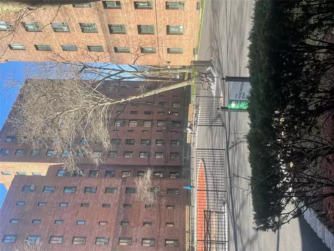 1470 Parkchester Rd #7G, New York, NY 10462