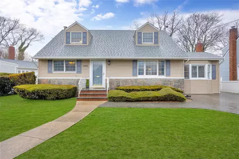 1493 N Meadow Rd, Merrick, NY 11566