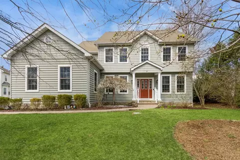 27 Victor Rd, Beacon, NY 12508