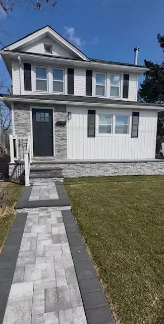 135 Penataquit Ave, Bay Shore, NY 11706