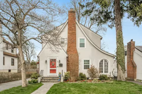 20 Benedict Ave, White Plains, NY 10603