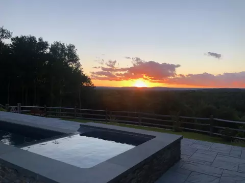 341 Budd Rd, Woodbourne, NY 12788