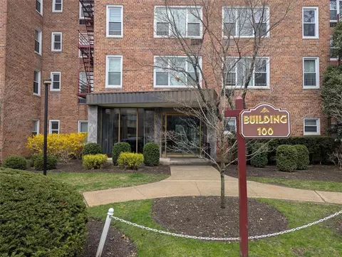 100 Dehaven Dr #111, Yonkers, NY 10703