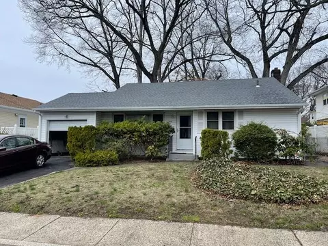 538 Champlain Ave, West Hempstead, NY 11552