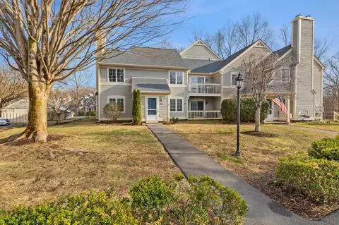 2806 Morgan Dr, Carmel Hamlet, NY 10512