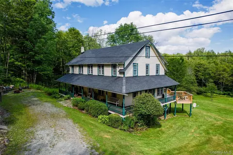 306 Cutler Rd, Swan Lake, NY 12783
