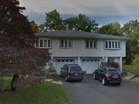 32 Phyllis Dr, Pomona, NY 10970