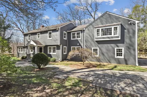 3 Elm Pl, North Castle, NY 10504