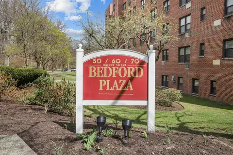 50 Barker St #738, Mount Kisco, NY 10549