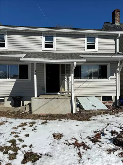 151 8th St, Cortlandt, NY 10596