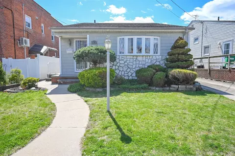 154-62 20 Rd, New York, NY 11357
