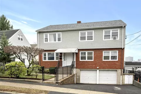 7 Madison St, Harrison, NY 10604