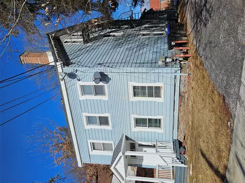 69 Glenwood Ave, Poughkeepsie, NY 12603