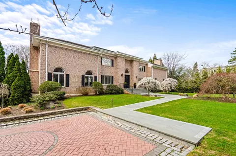350 North St, Harrison, NY 10528