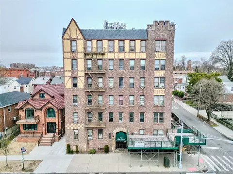 155-17 Sanford Ave #1B, New York, NY 11355
