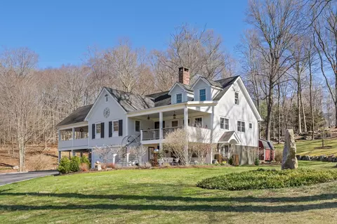 30 Benedict Rd, Lewisboro, NY 10590