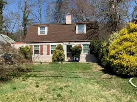 30 Randolph Rd, Greenburgh, NY 10607