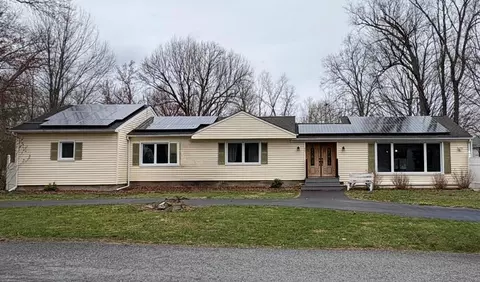 43 Overlook Rd, Monroe, NY 10950