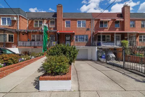 3127 75th St, New York, NY 11370