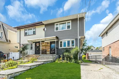 15531 116th Dr, Jamaica, NY 11434