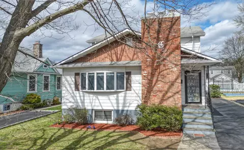 22 Young Ave, Cortlandt, NY 10520