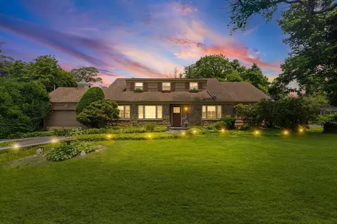 66 Willow Rd, Woodmere, NY 11598