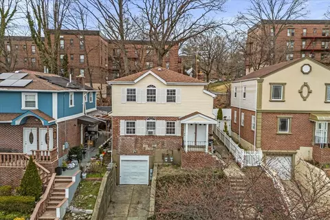 209-19 Whitehall Ter, New York, NY 11427