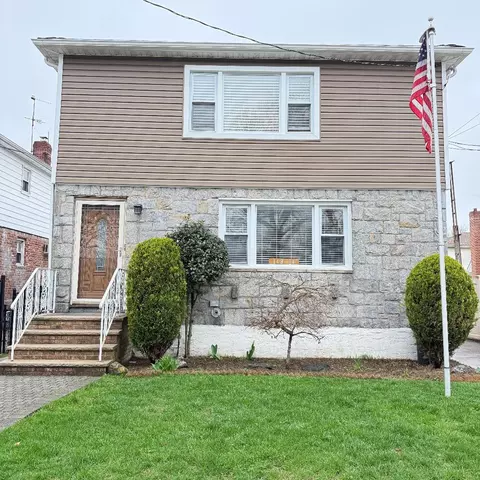 149-14 96th St, New York, NY 11417