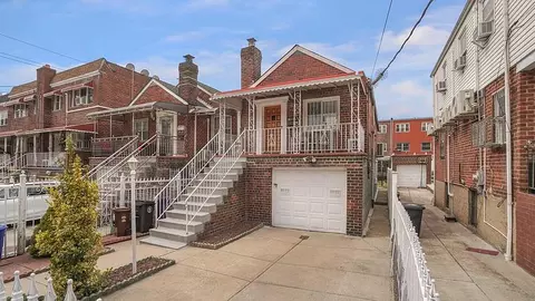 3217 Tenbroeck Ave, New York, NY 10469