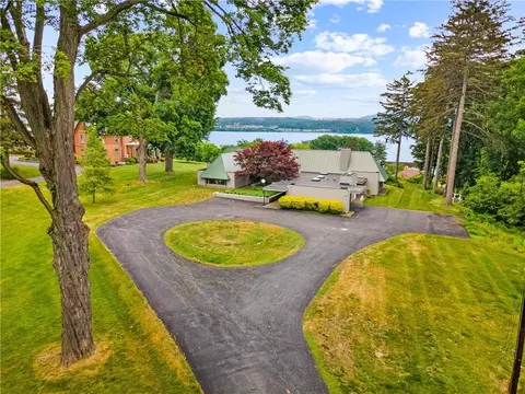 552 Grand Ave, Newburgh, NY 12550