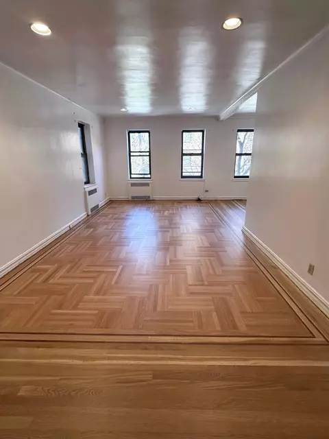 77-11 35th Ave #2, Jackson Heights, NY 11372