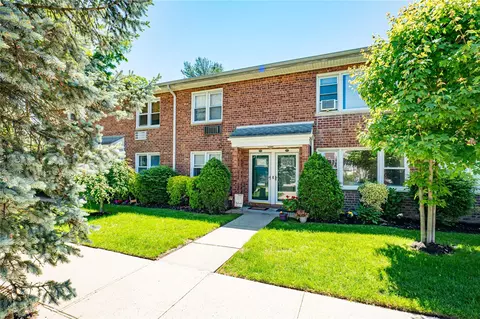 1600 Grand Ave #T2, Baldwin, NY 11510