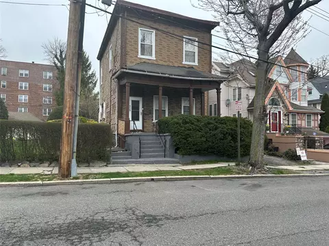 135 Centre St, Mount Vernon, NY 10552
