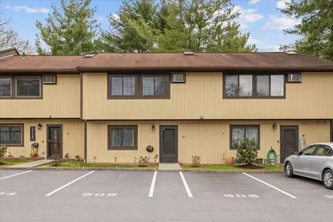 505 Chelsea Cv S, Beekman, NY 12533