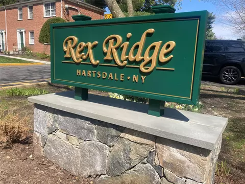 14 Fieldstone Dr #345, Greenburgh, NY 10530