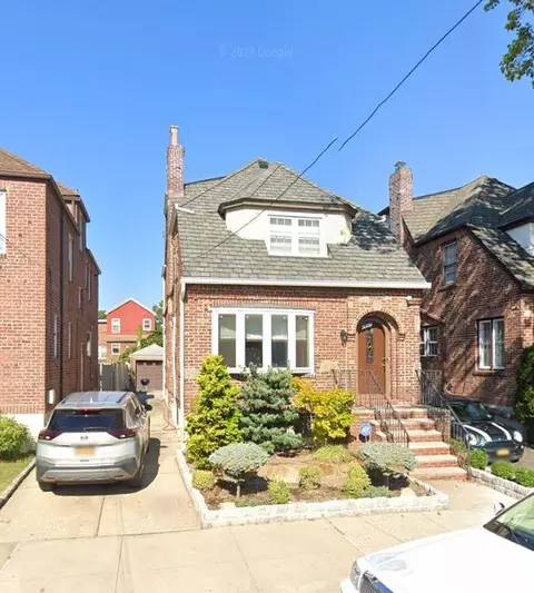 29-42 166th St, Flushing, NY 11358