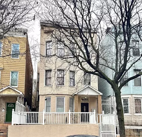 1015 Woodycrest Ave, New York, NY 10452