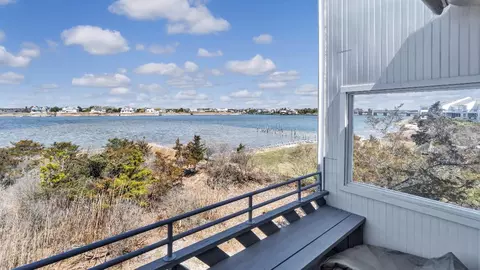 274 Dune Rd #28, Westhampton Beach, NY 11978