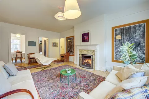 35-27 76th St #41, New York, NY 11372