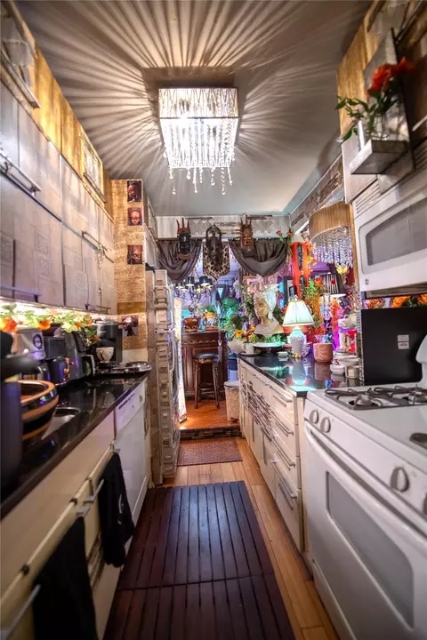 12205 Flatlands Ave #1E, Brooklyn, NY 11207