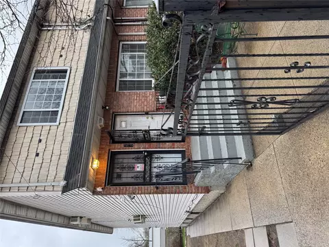 15714 109th Ave, Jamaica, NY 11433
