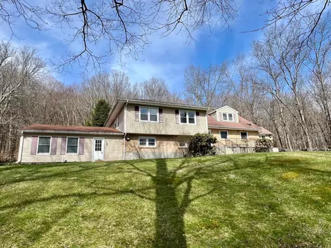 449 Browning Rd, Clinton, NY 12578