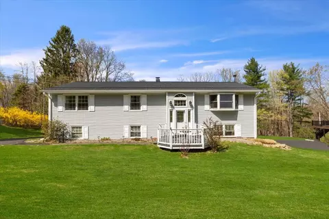 46 Saint Michaels Ter, Carmel, NY 10512